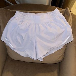Lululemon Hotty hot shorts